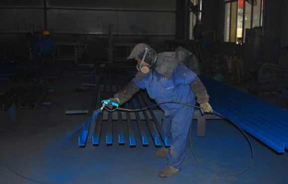 沈陽機械設(shè)備噴漆如何處理氣味！